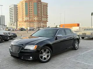 2014 Chrysler 300 in Dubai used car