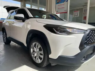 2022 Toyota Corolla Cross في Dubai سيارة مستعملة