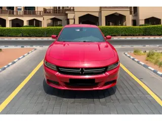 2015 Dodge Charger في Dubai سيارة مستعملة