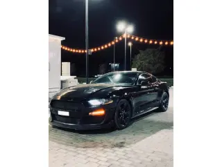 2022 Ford Mustang في Dubai سيارة مستعملة