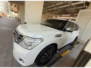 2016 Nissan Patrol في Dubai سيارة مستعملة
