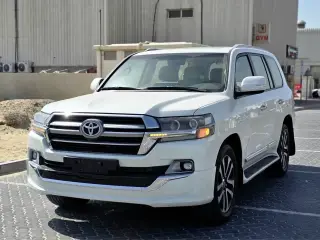 2019 Toyota Land Cruiser في Dubai سيارة مستعملة