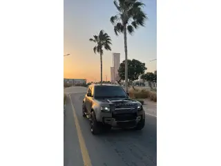2020 Land Rover Defender في Dubai سيارة مستعملة