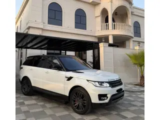 2017 Land Rover Range Rover Sport in Dubai used car
