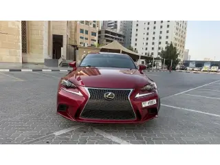 2015 Lexus IS in Dubai used car