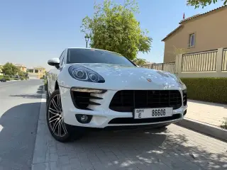 2018 Porsche Macan في Dubai سيارة مستعملة